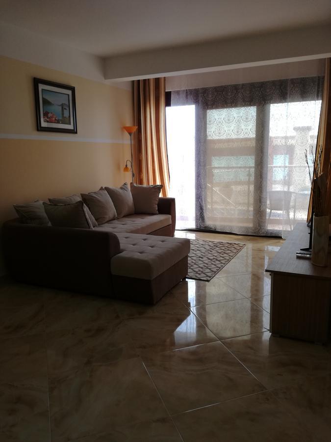 Apartment Sea Space 2 Dobra Voda Exterior foto